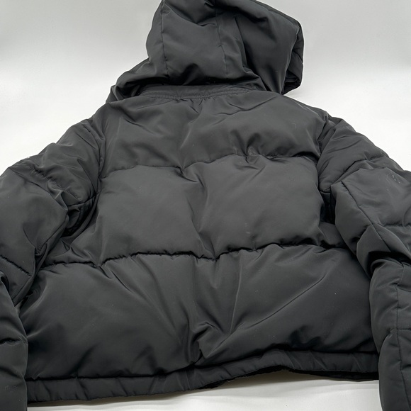 ALO YOGA Gold Rush Puffer Jacket Women's Size Small Black - Picture 8 of 10
